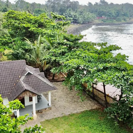 Willo Stays The Metro Landsend Beach Resorts Kannur Exterior photo