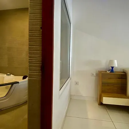 Willo Stays The Metro Landsend Beach Resorts Kannur Exterior photo