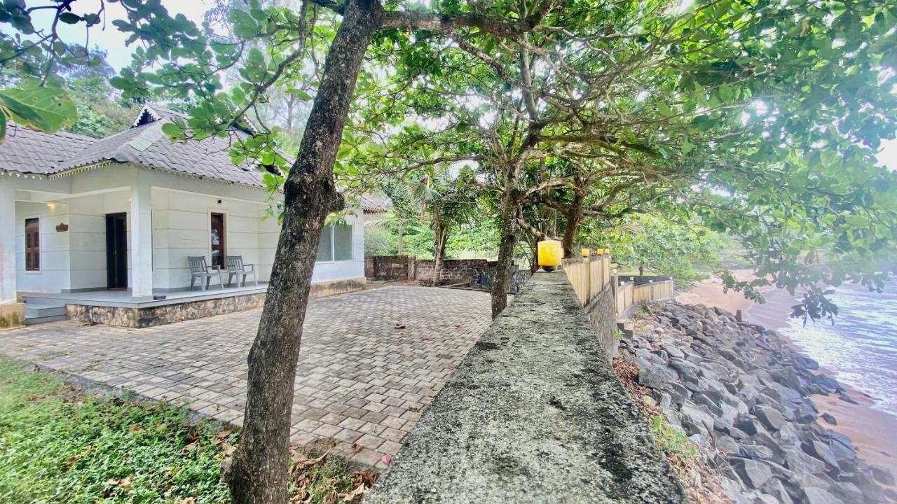 Willo The Metro Landsend Holiday home Kannur